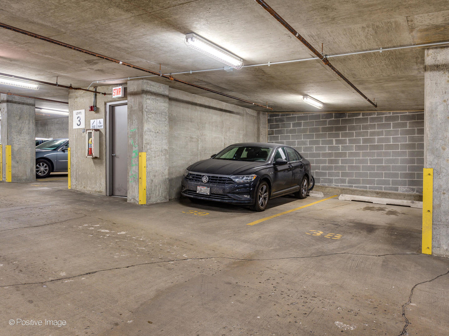 330 W GRAND Avenue Unit: 1903