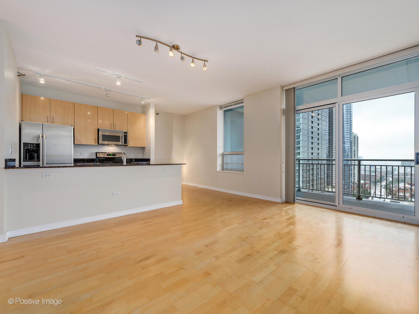 330 W GRAND Avenue Unit: 1903