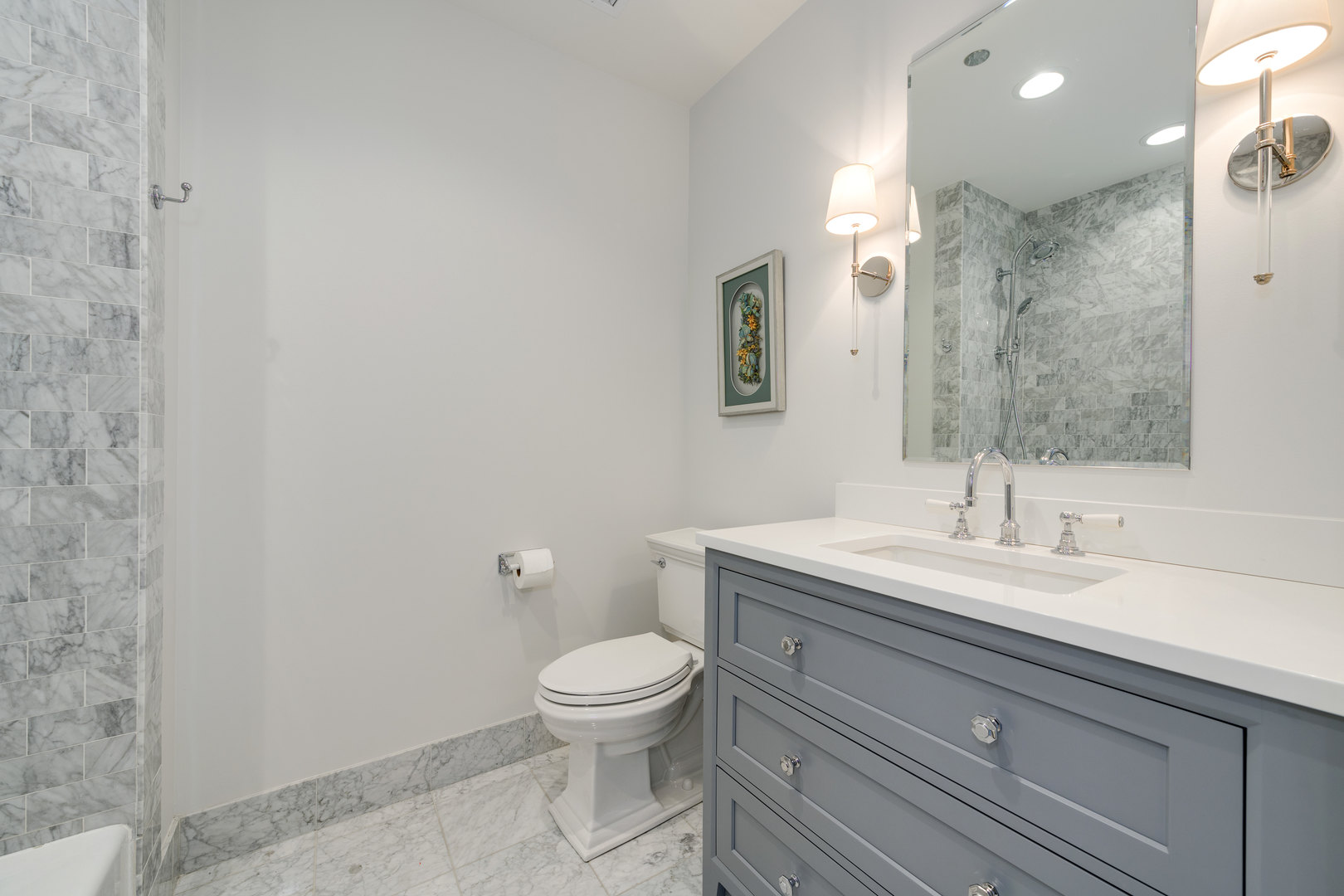10 E Delaware Place Unit: 28E