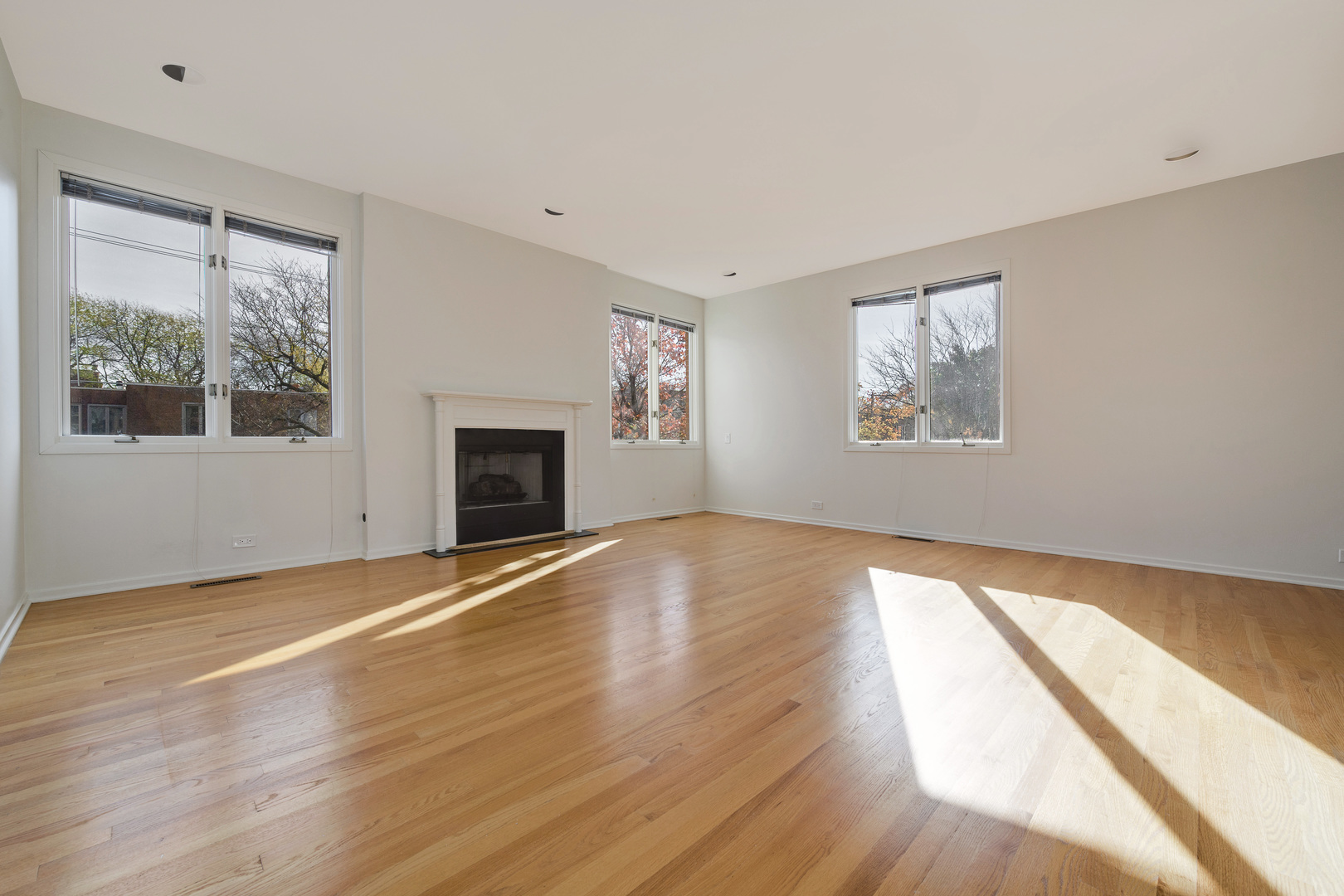 1867 N Fremont Street