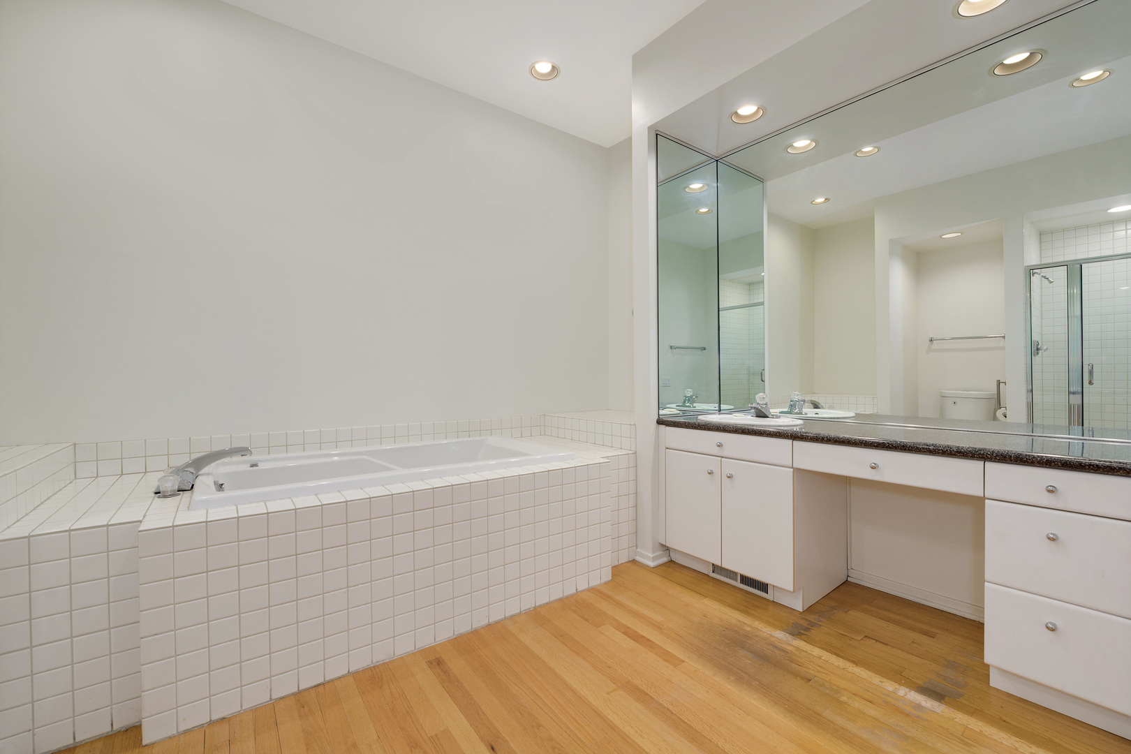 1867 N Fremont Street