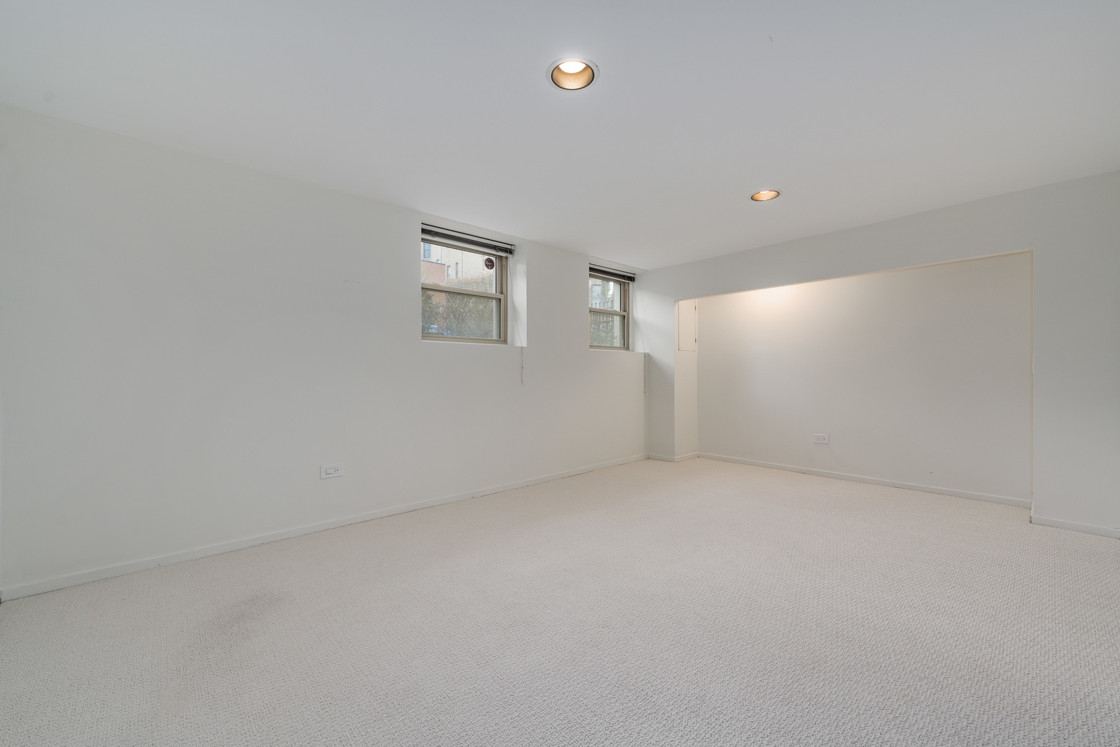 1867 N Fremont Street