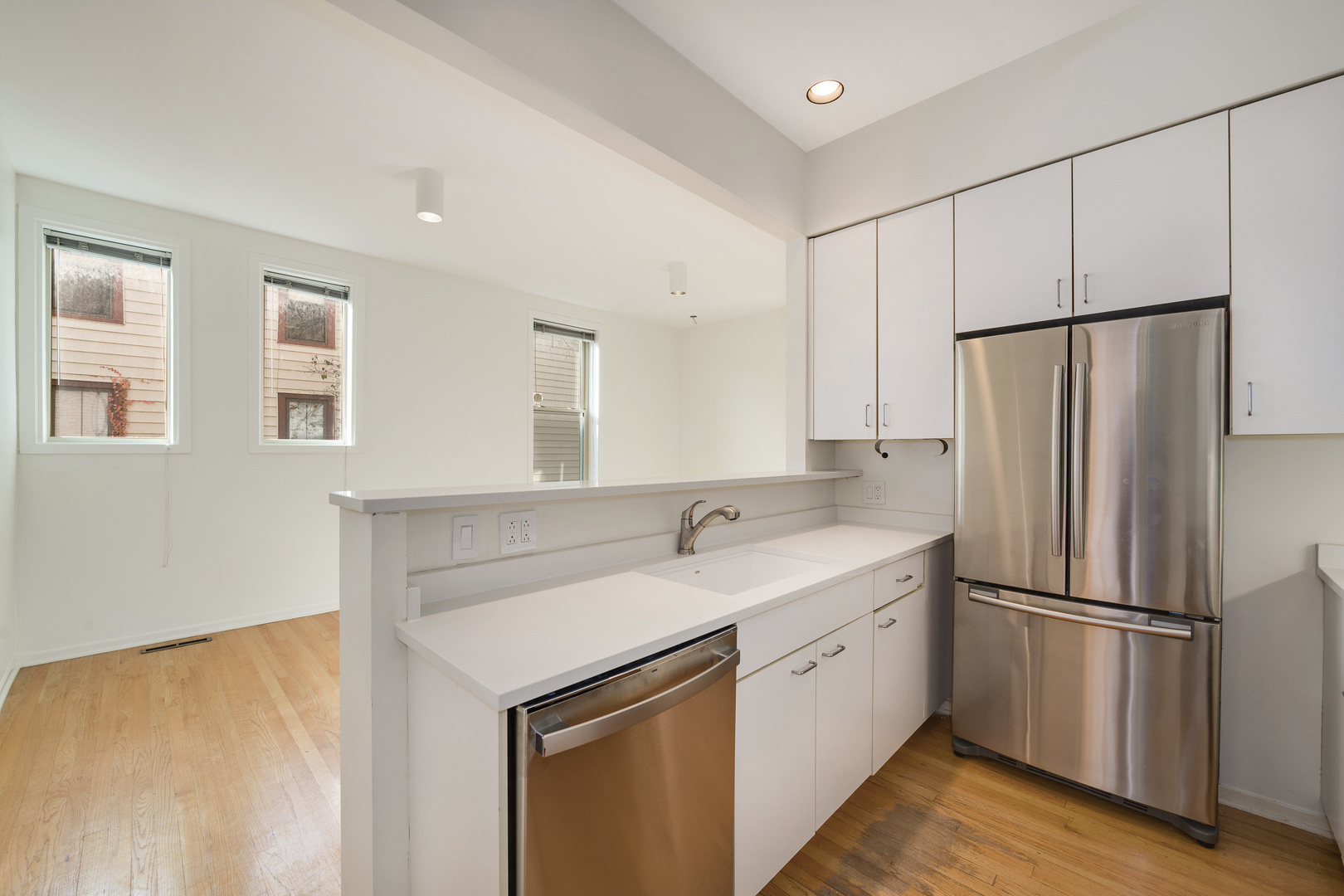 1867 N Fremont Street