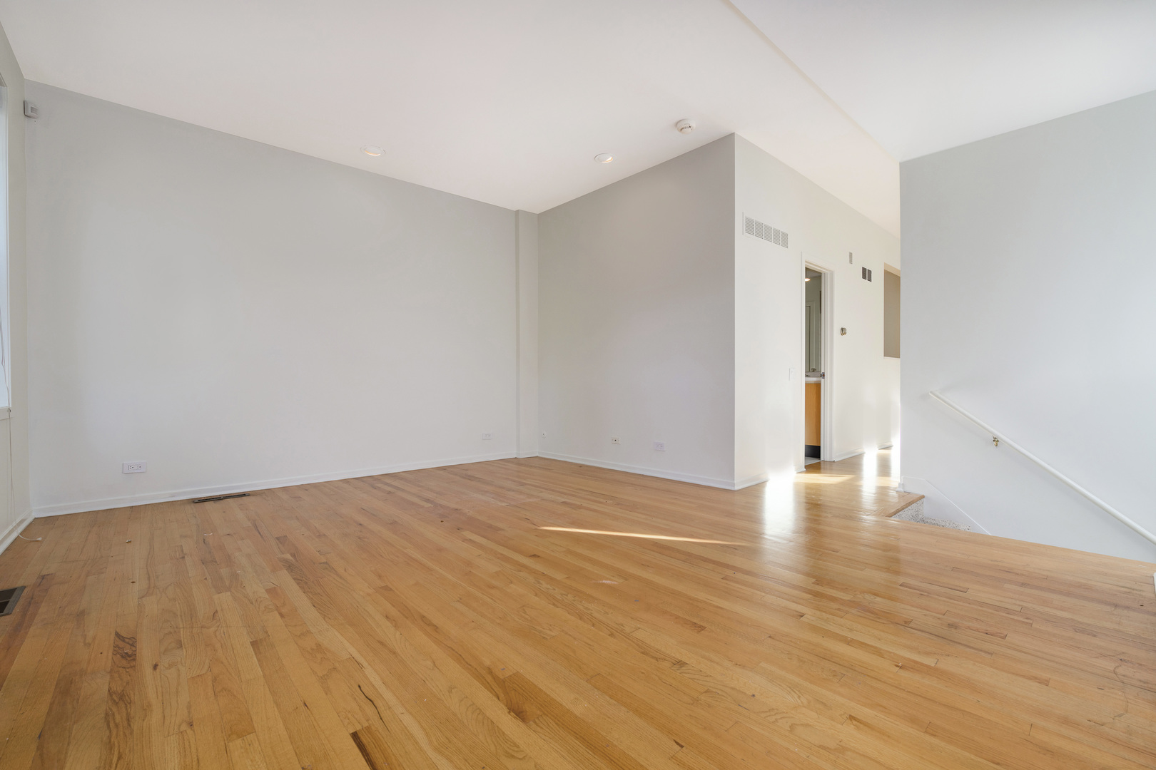 1867 N Fremont Street