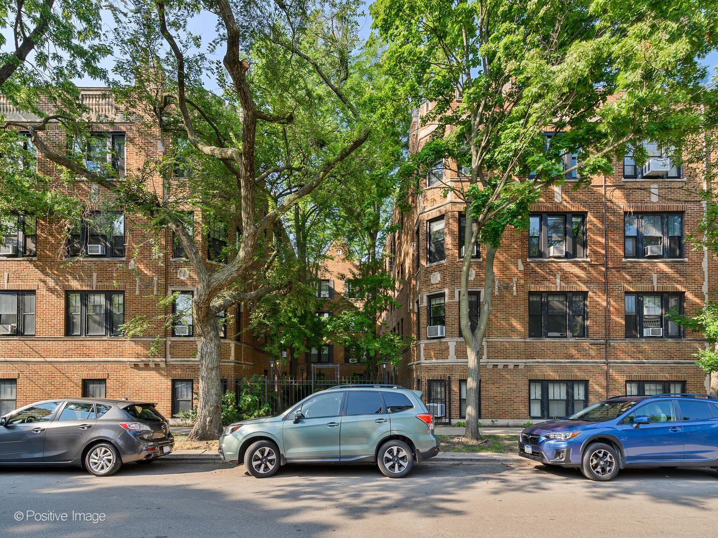 1112 W Montana Street Unit: 3