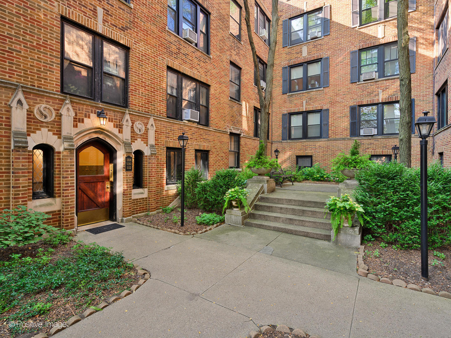 1112 W Montana Street Unit: 3