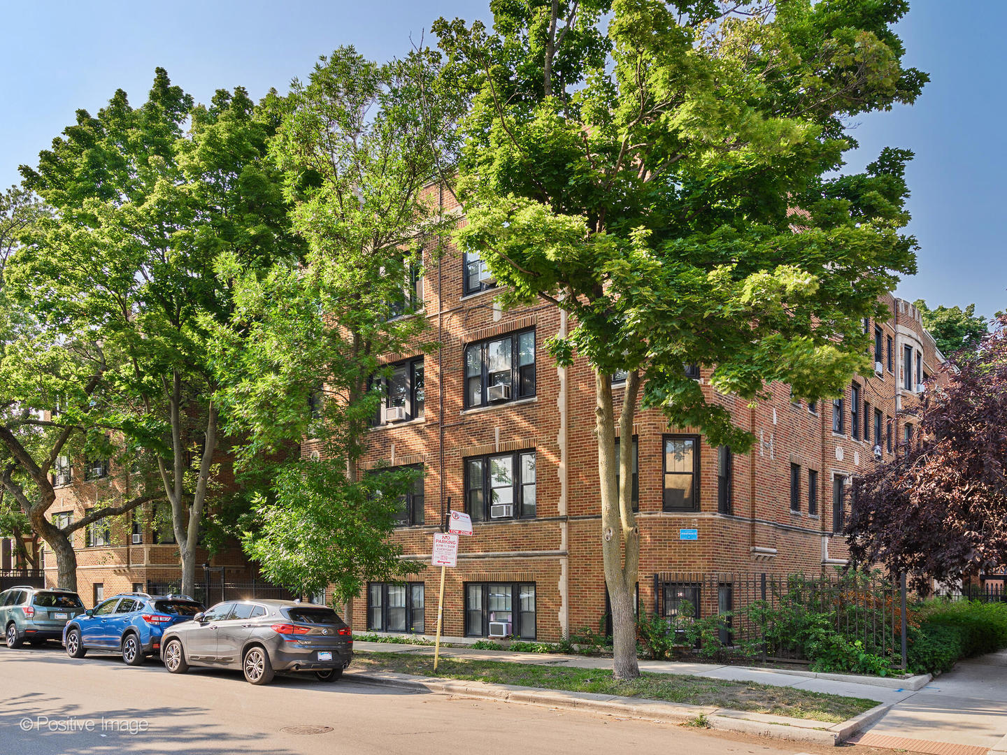 1112 W Montana Street Unit: 3