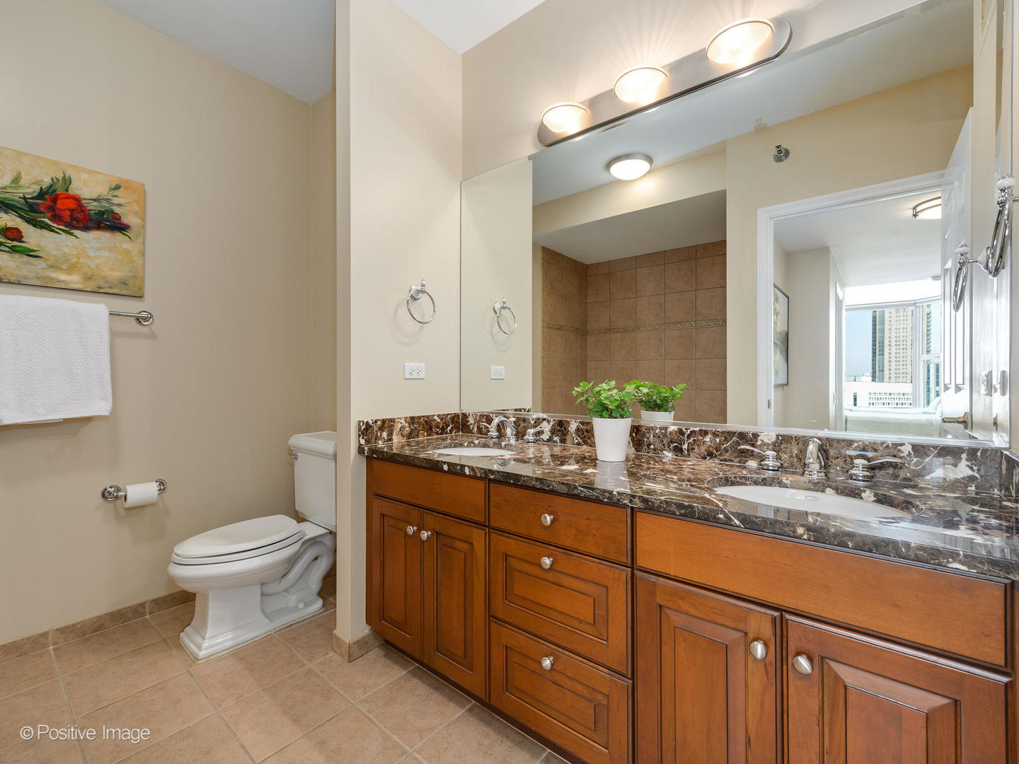 25 E Superior Street Unit: 3402