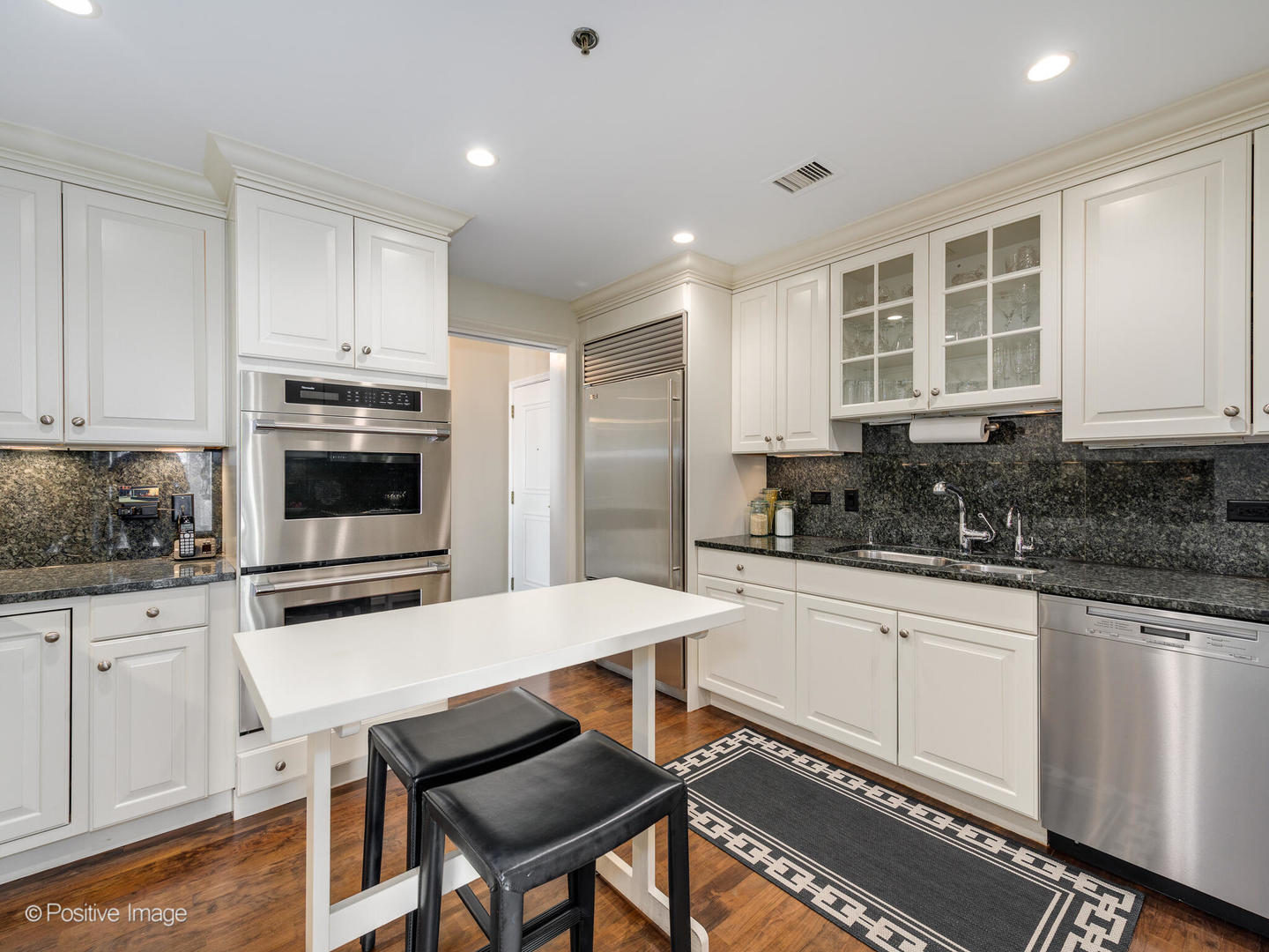 25 E Superior Street Unit: 3402