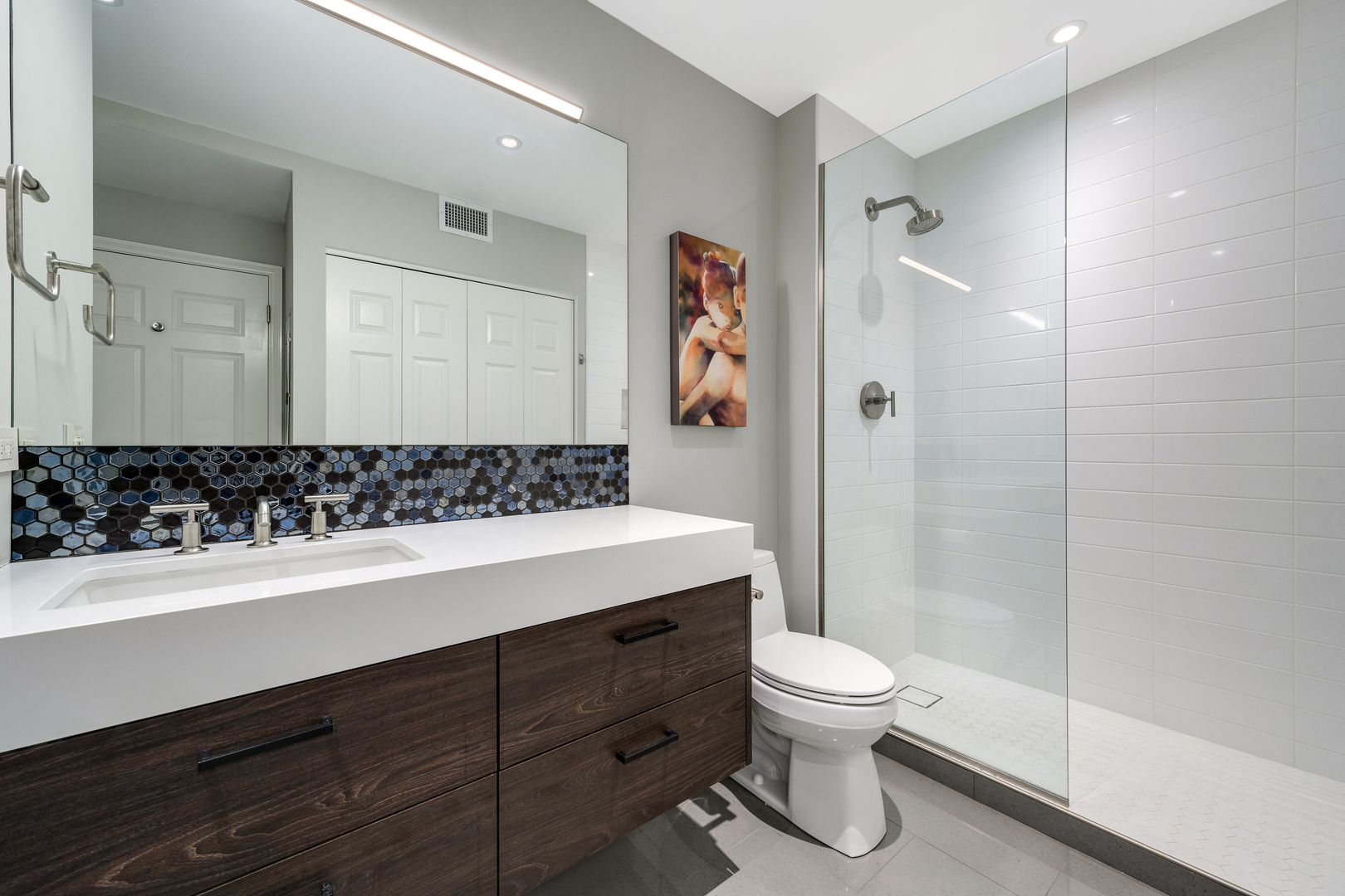 25 E SUPERIOR Street Unit: 1403