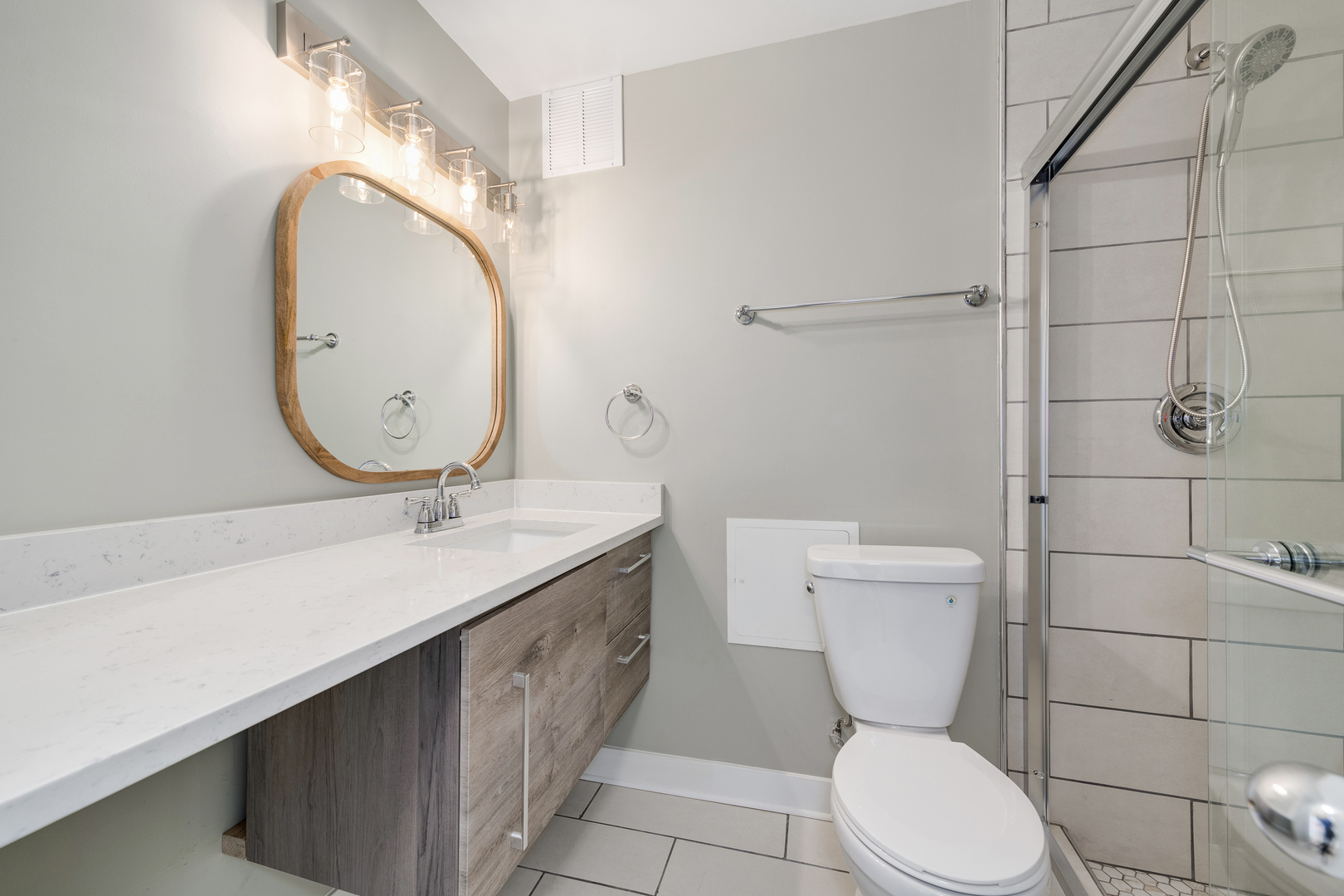 1560 N SANDBURG Terrace Unit: 3508