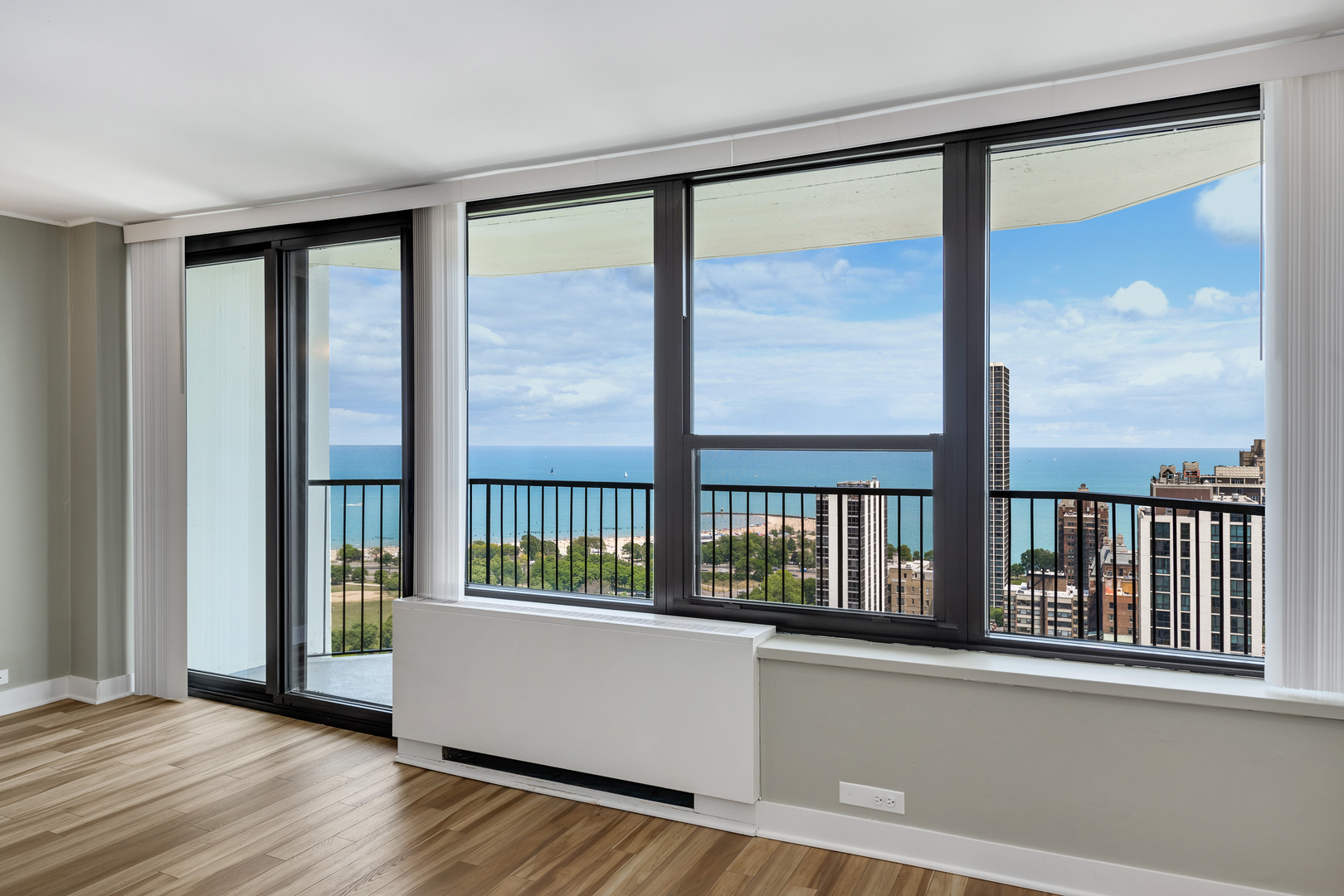 1560 N SANDBURG Terrace Unit: 3508