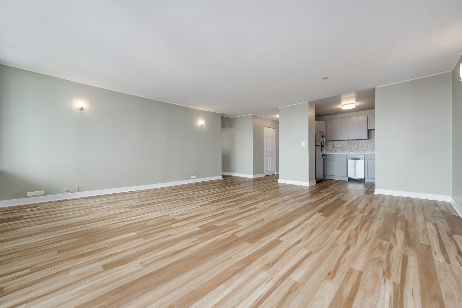 1560 N SANDBURG Terrace Unit: 3508