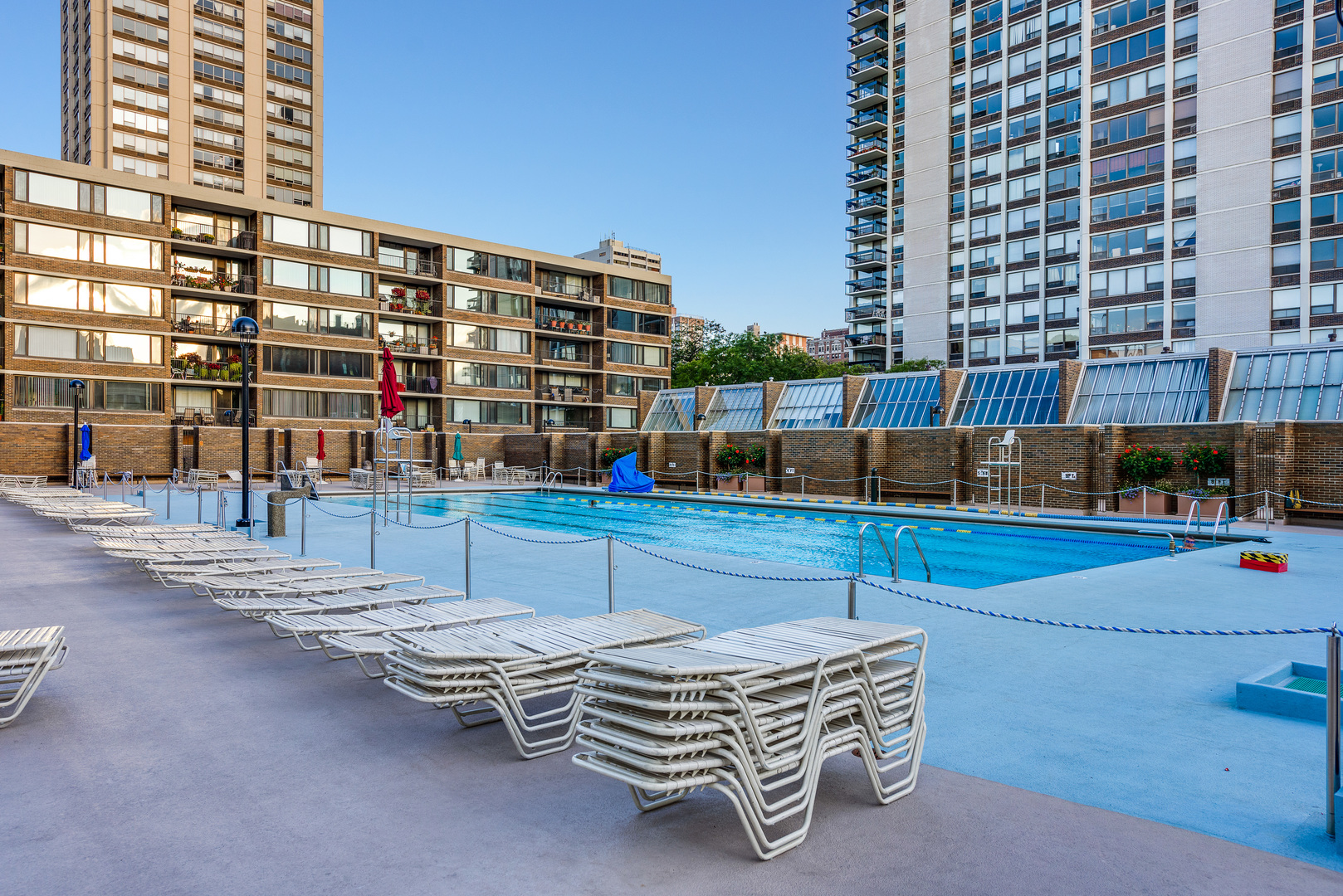 1560 N SANDBURG Terrace Unit: 3508