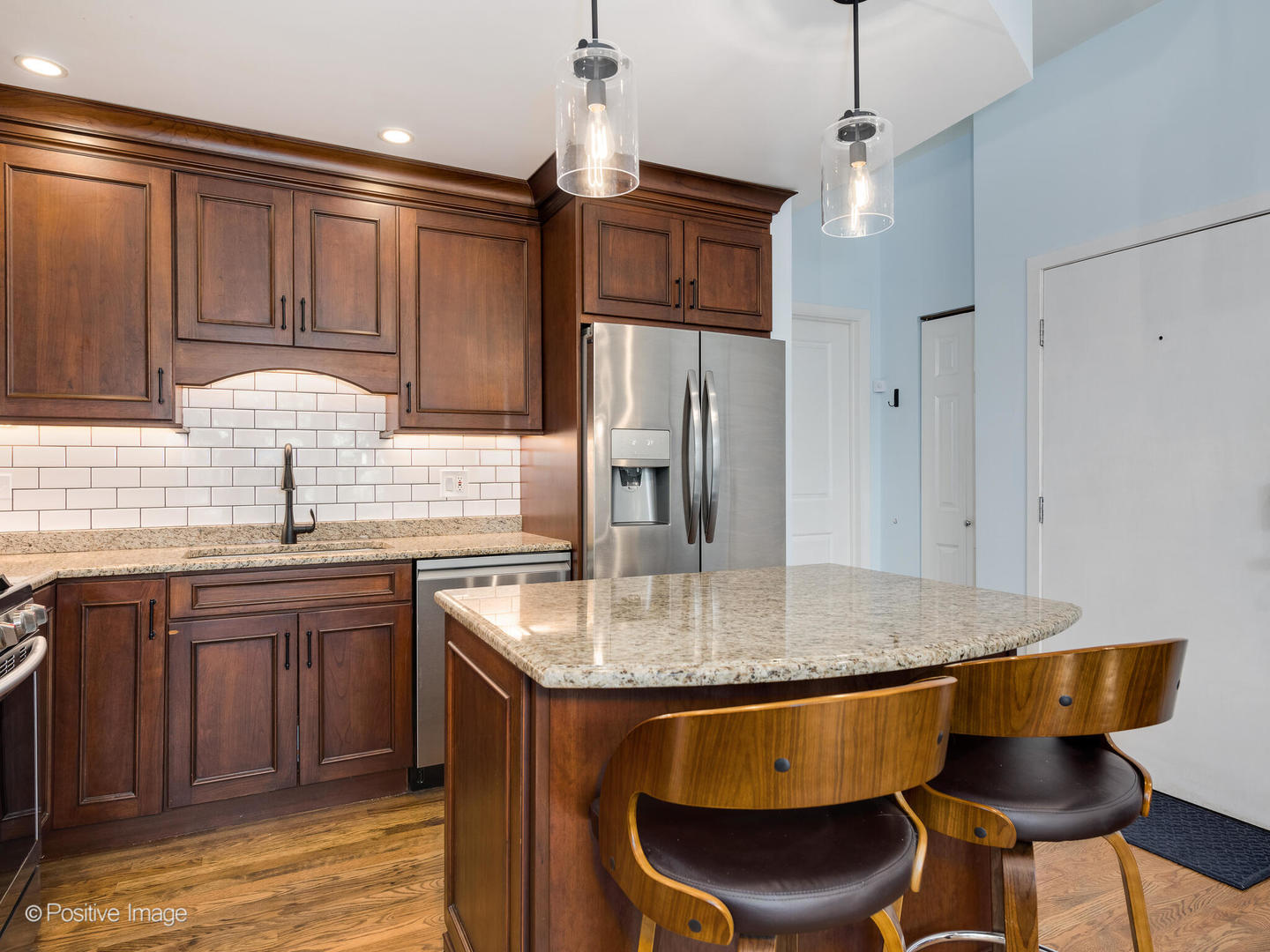 2300 W Bloomingdale Avenue Unit: B