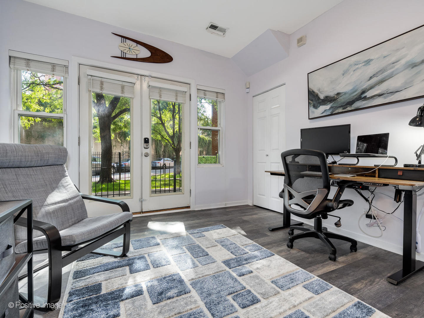 2300 W Bloomingdale Avenue Unit: B