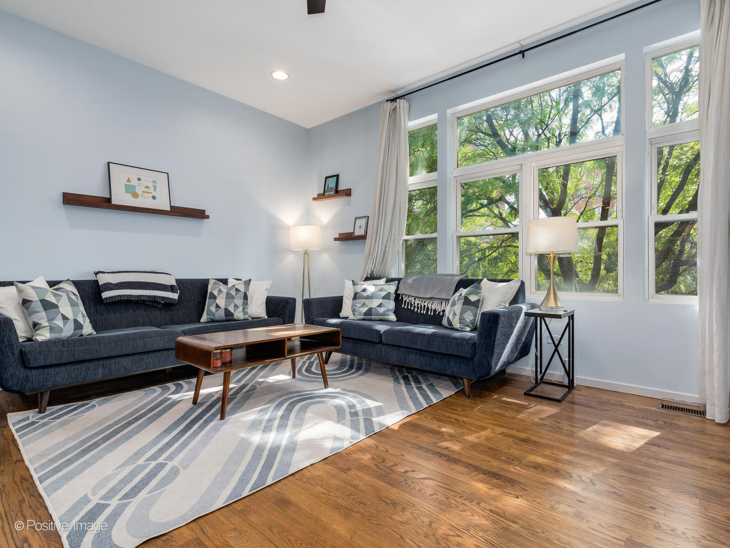 2300 W Bloomingdale Avenue Unit: B