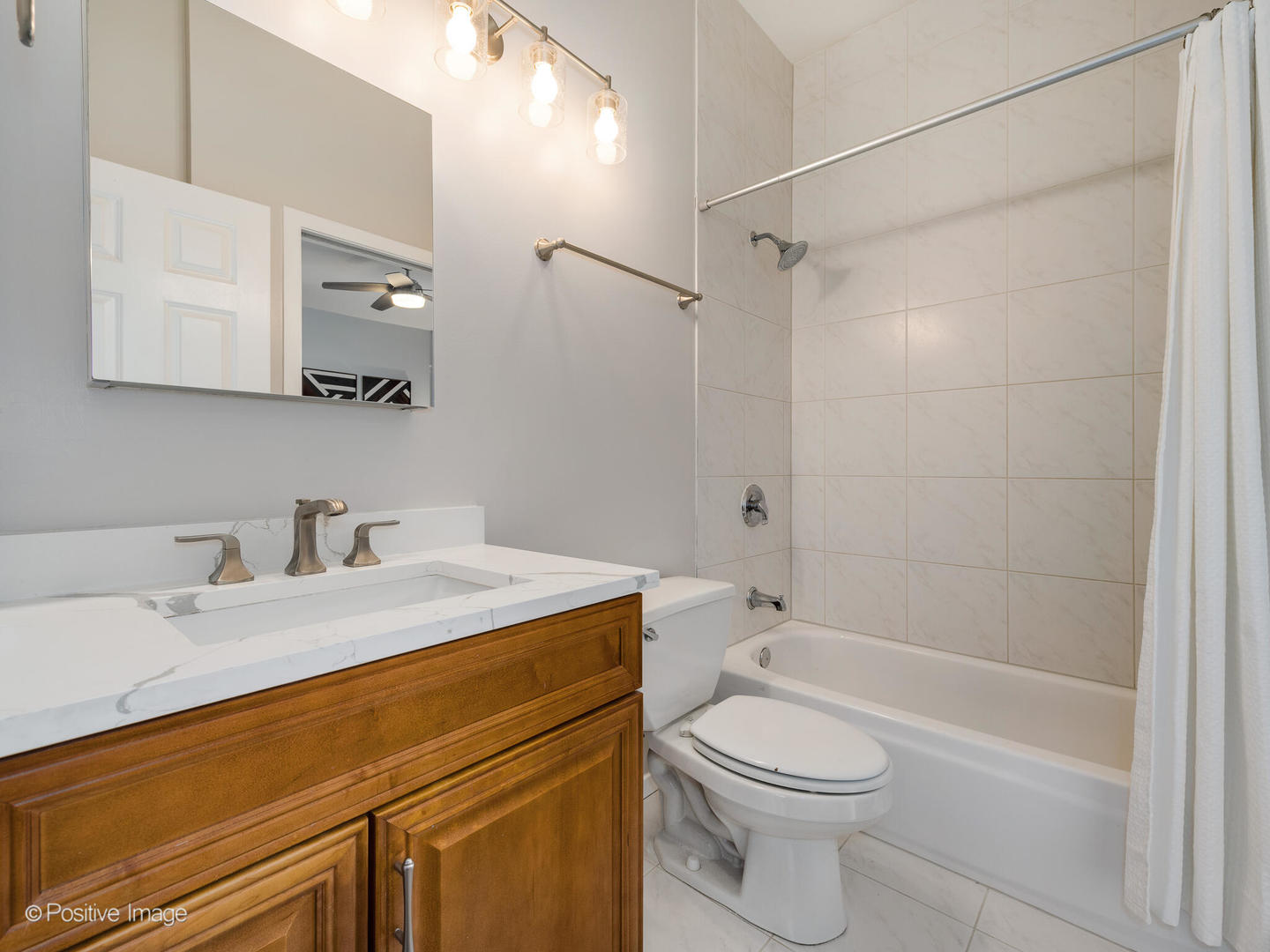2300 W Bloomingdale Avenue Unit: B