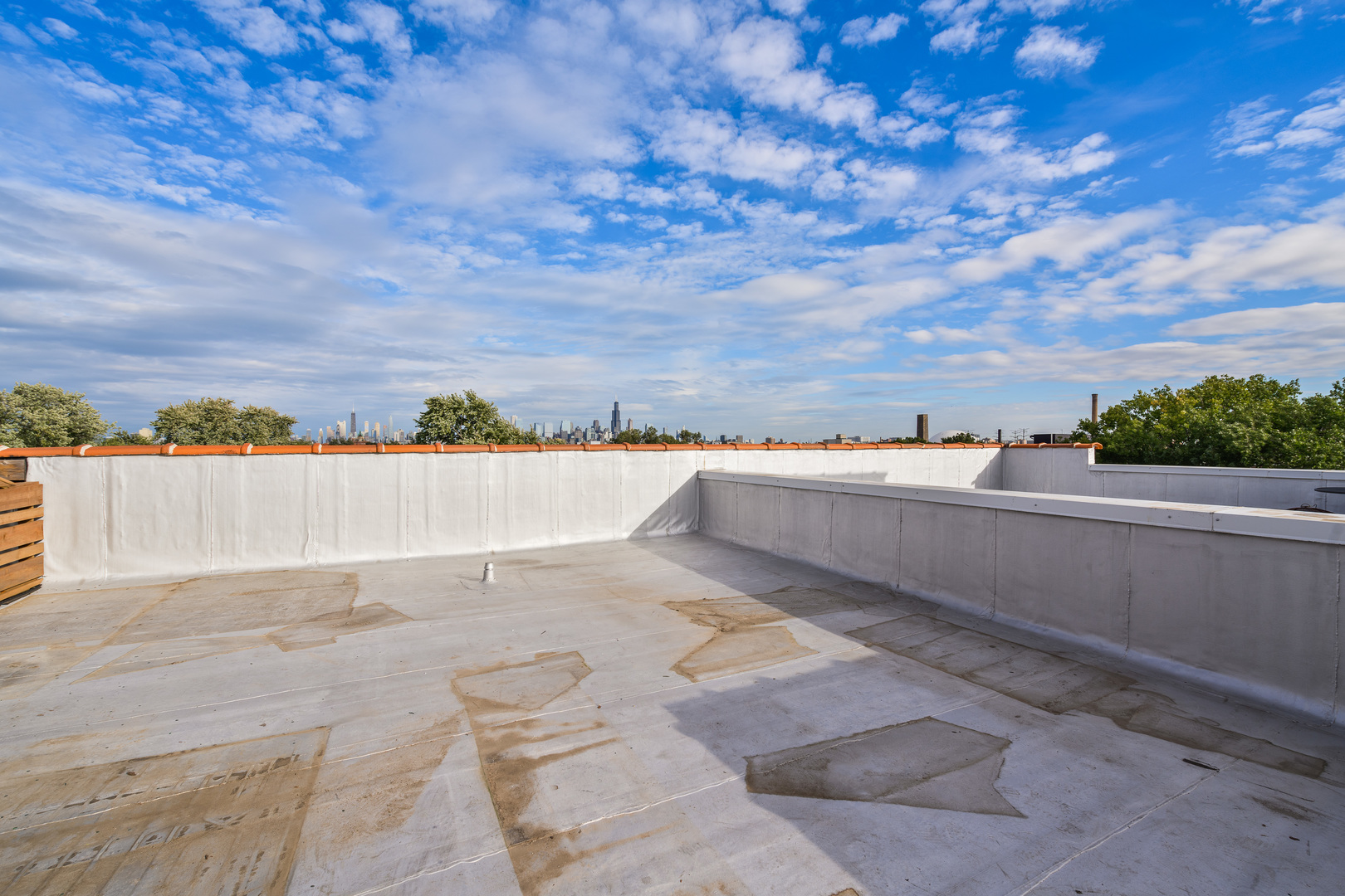 833 N California Avenue Unit: 3N