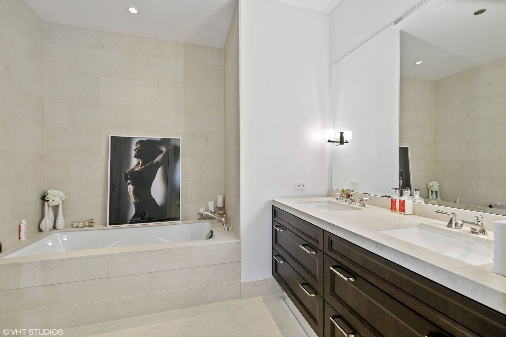 118 E ERIE Street Unit: 29F