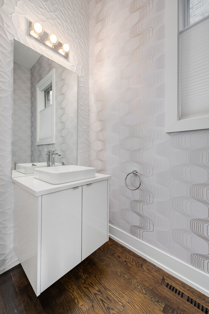 1611 N Honore Street