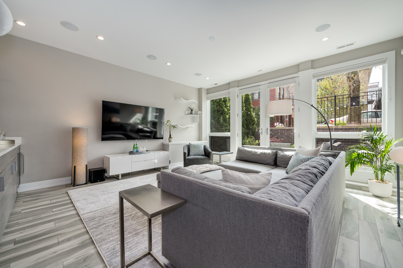 1611 N Honore Street