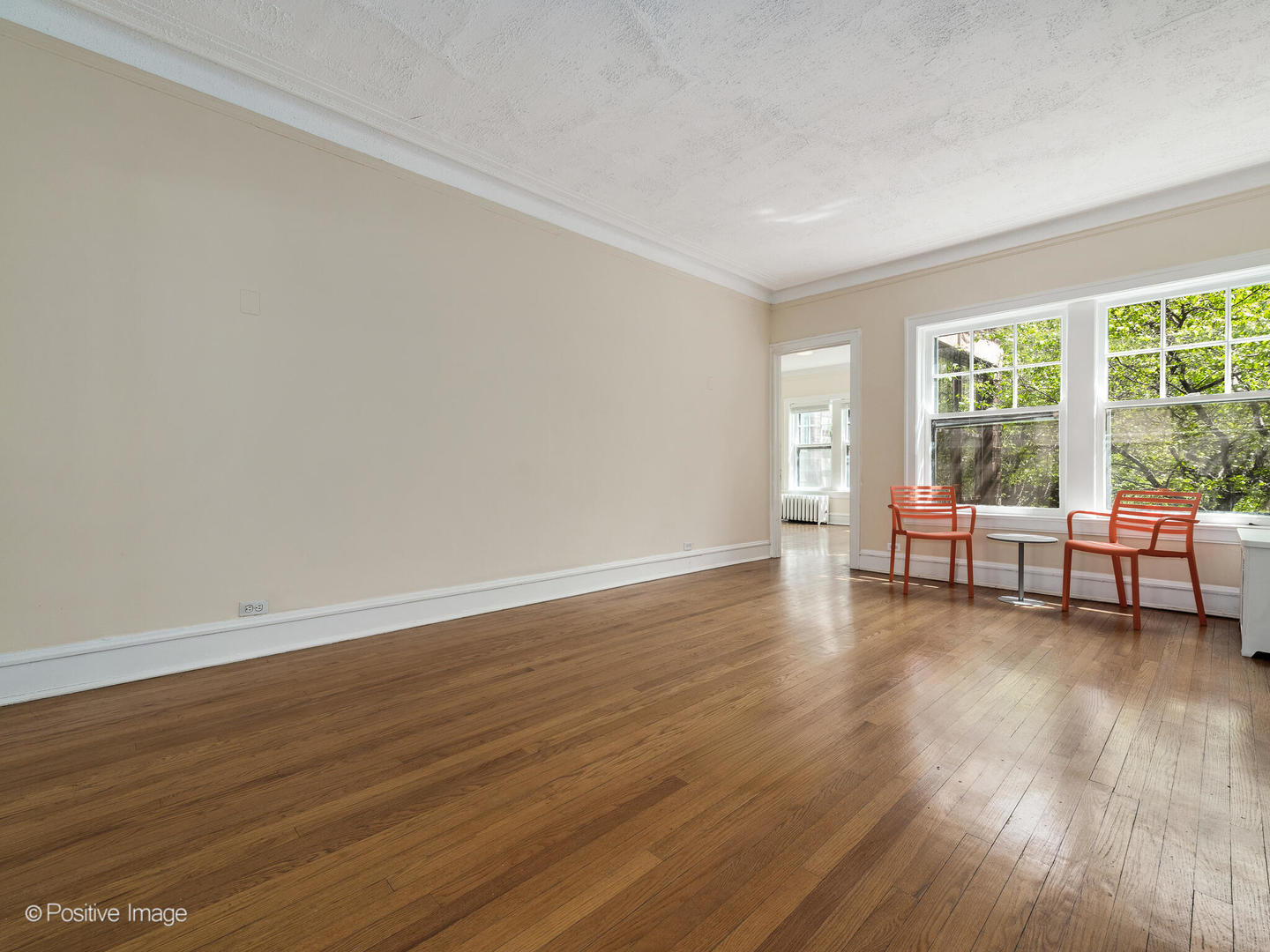 852 HINMAN Avenue Unit: 2