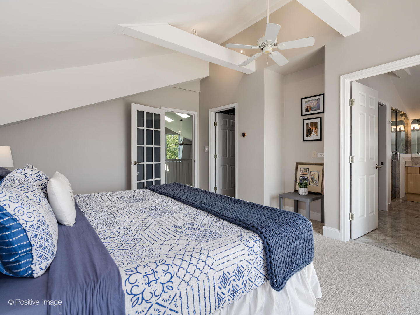 2327 W MEDILL Avenue Unit: 3