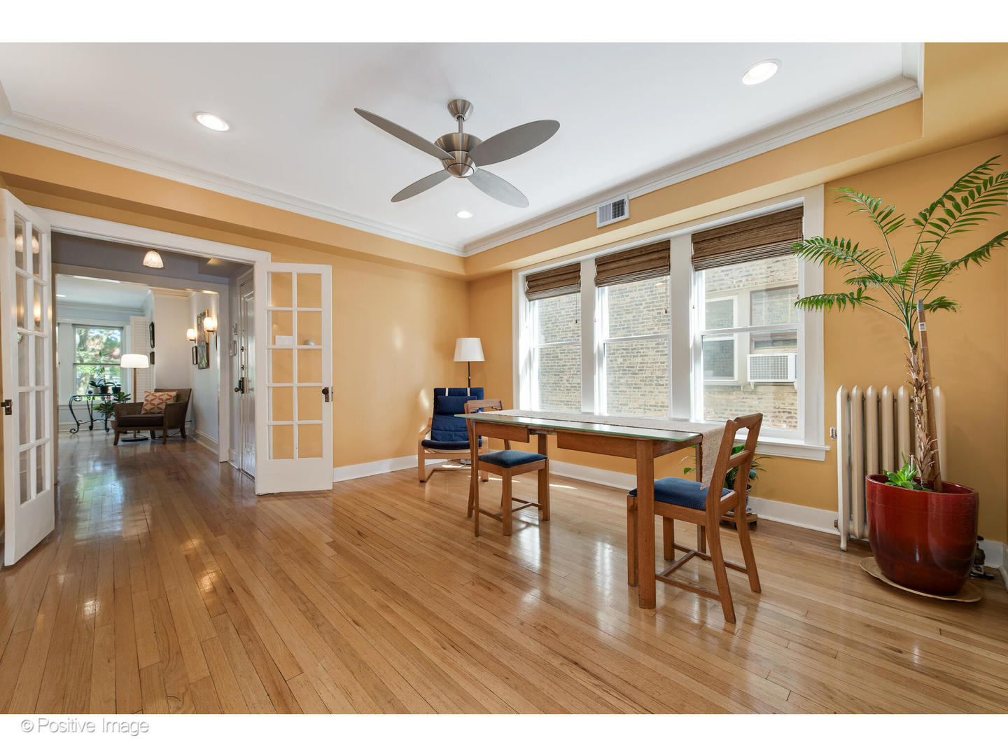 2041 W Berwyn Avenue Unit: 2