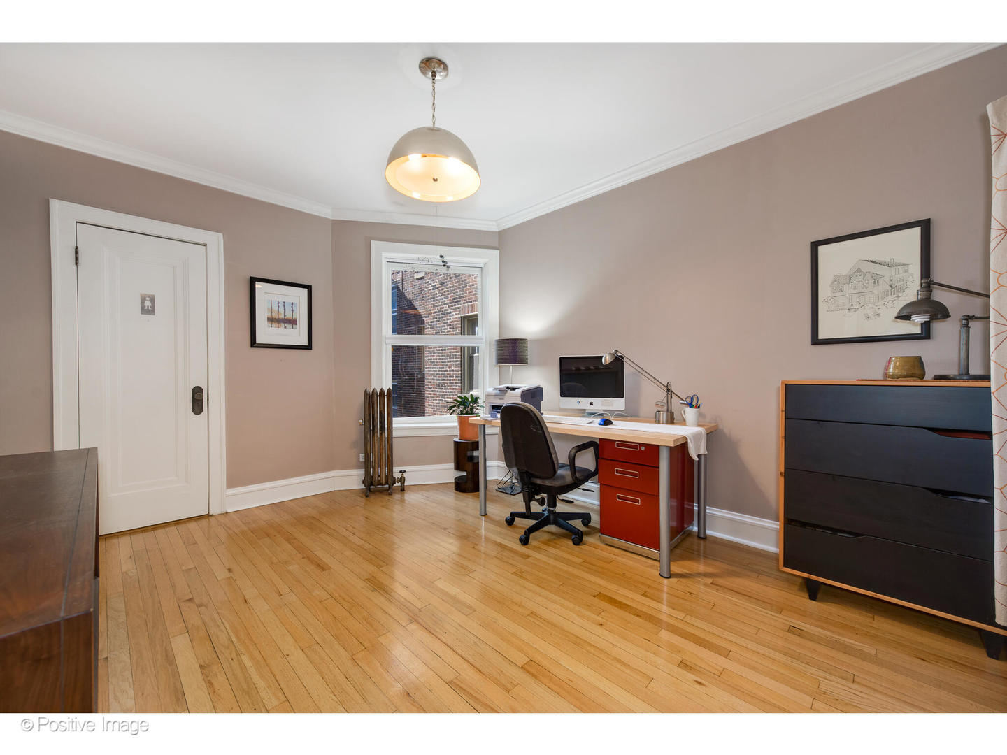 2041 W Berwyn Avenue Unit: 2