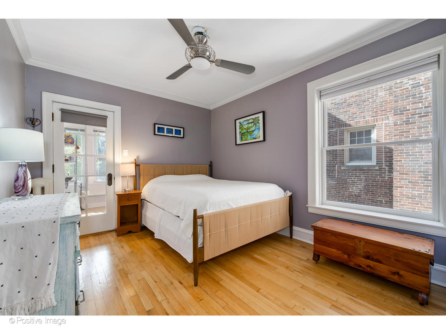 2041 W Berwyn Avenue Unit: 2