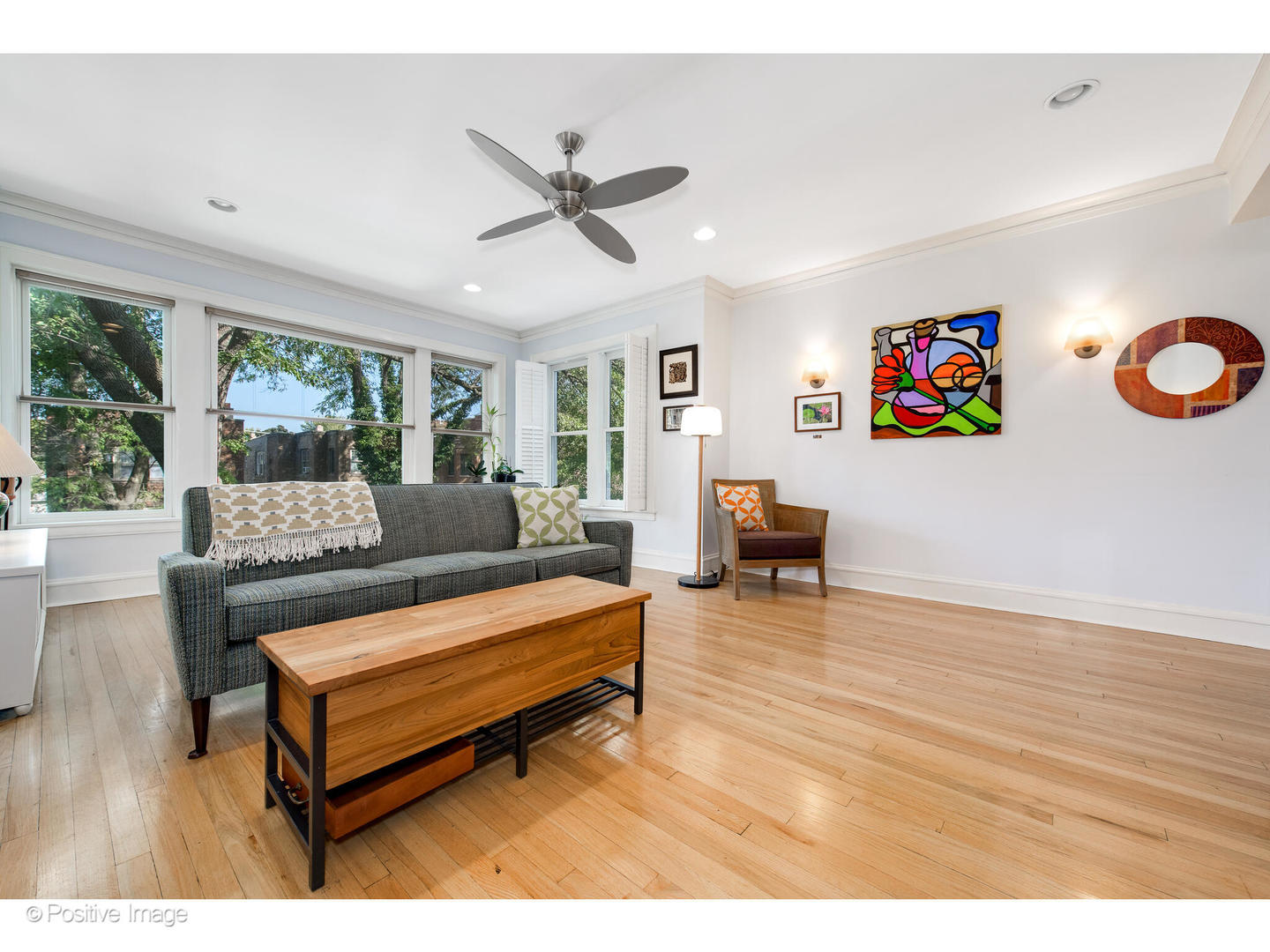 2041 W Berwyn Avenue Unit: 2