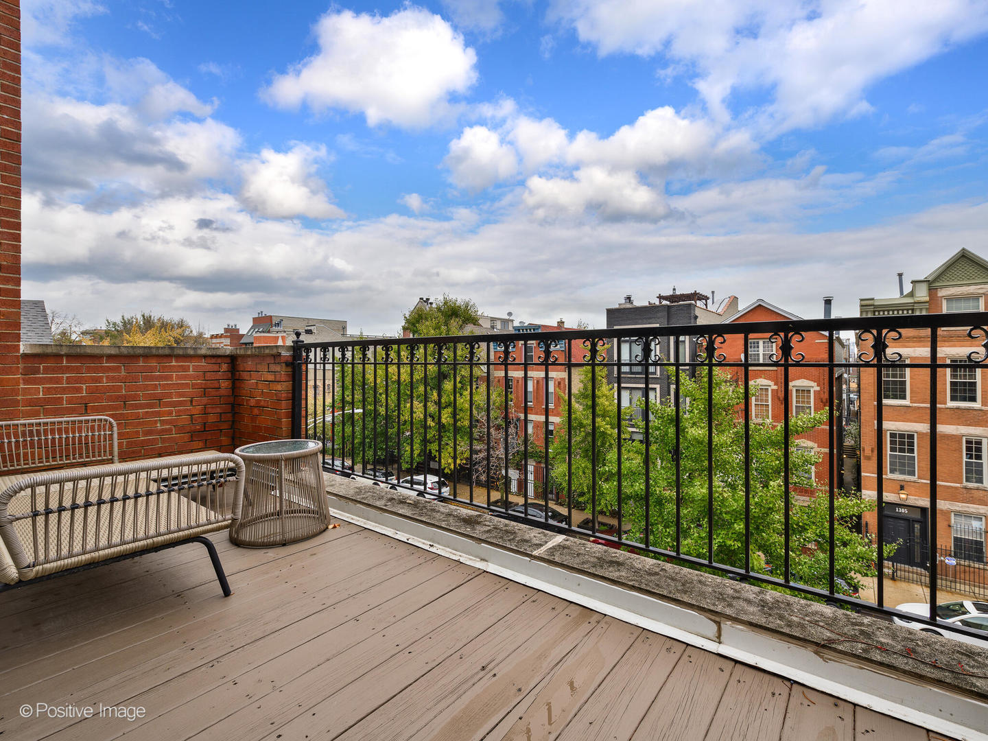 1306 N Greenview Avenue Unit: 3