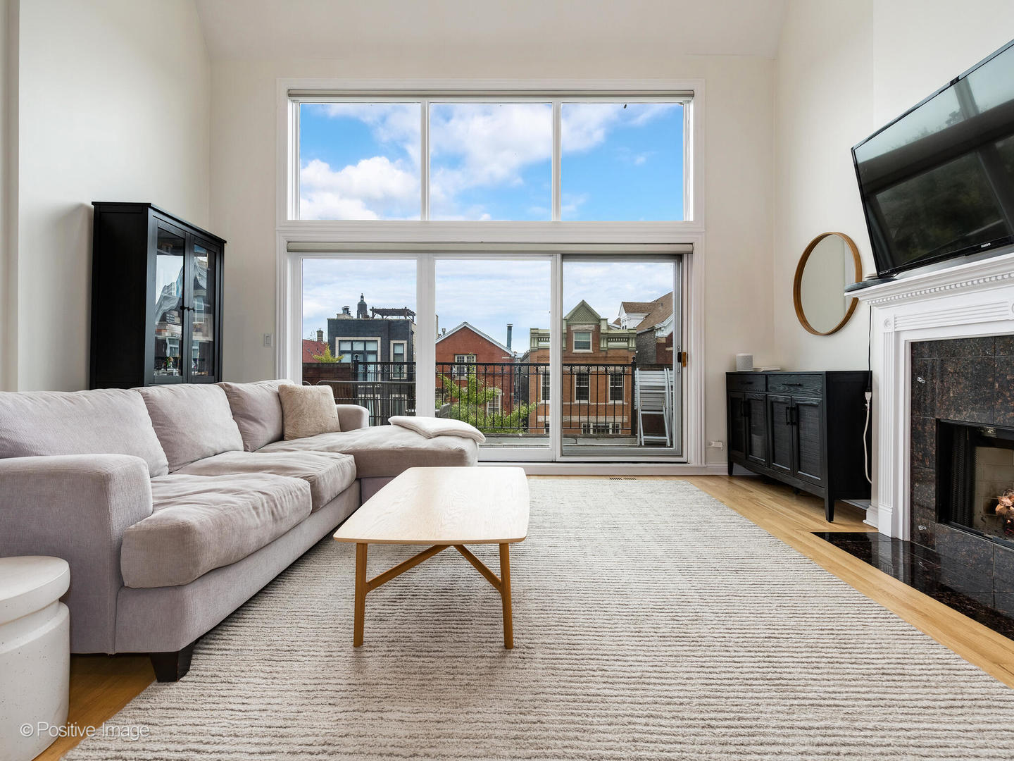 1306 N Greenview Avenue Unit: 3
