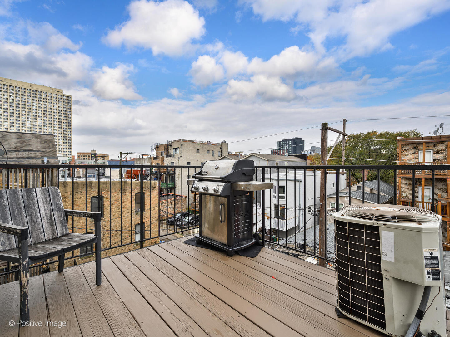 1306 N Greenview Avenue Unit: 3