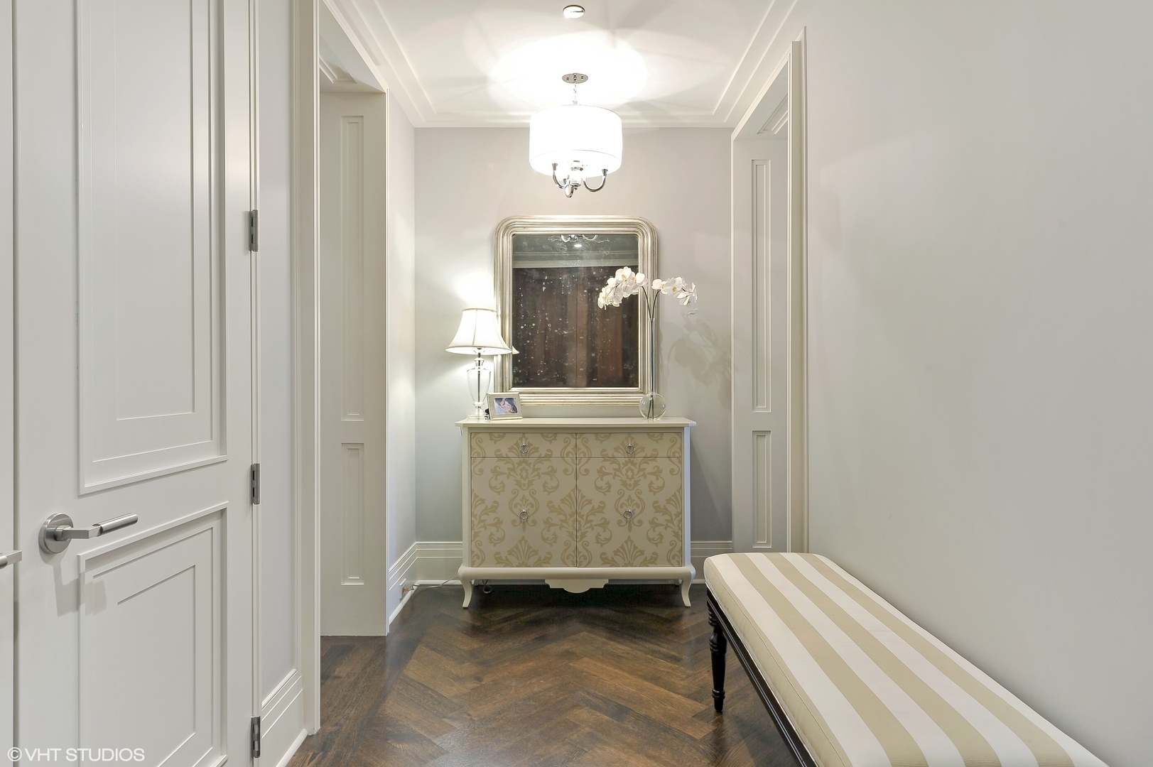159 E Walton Place Unit: 7G