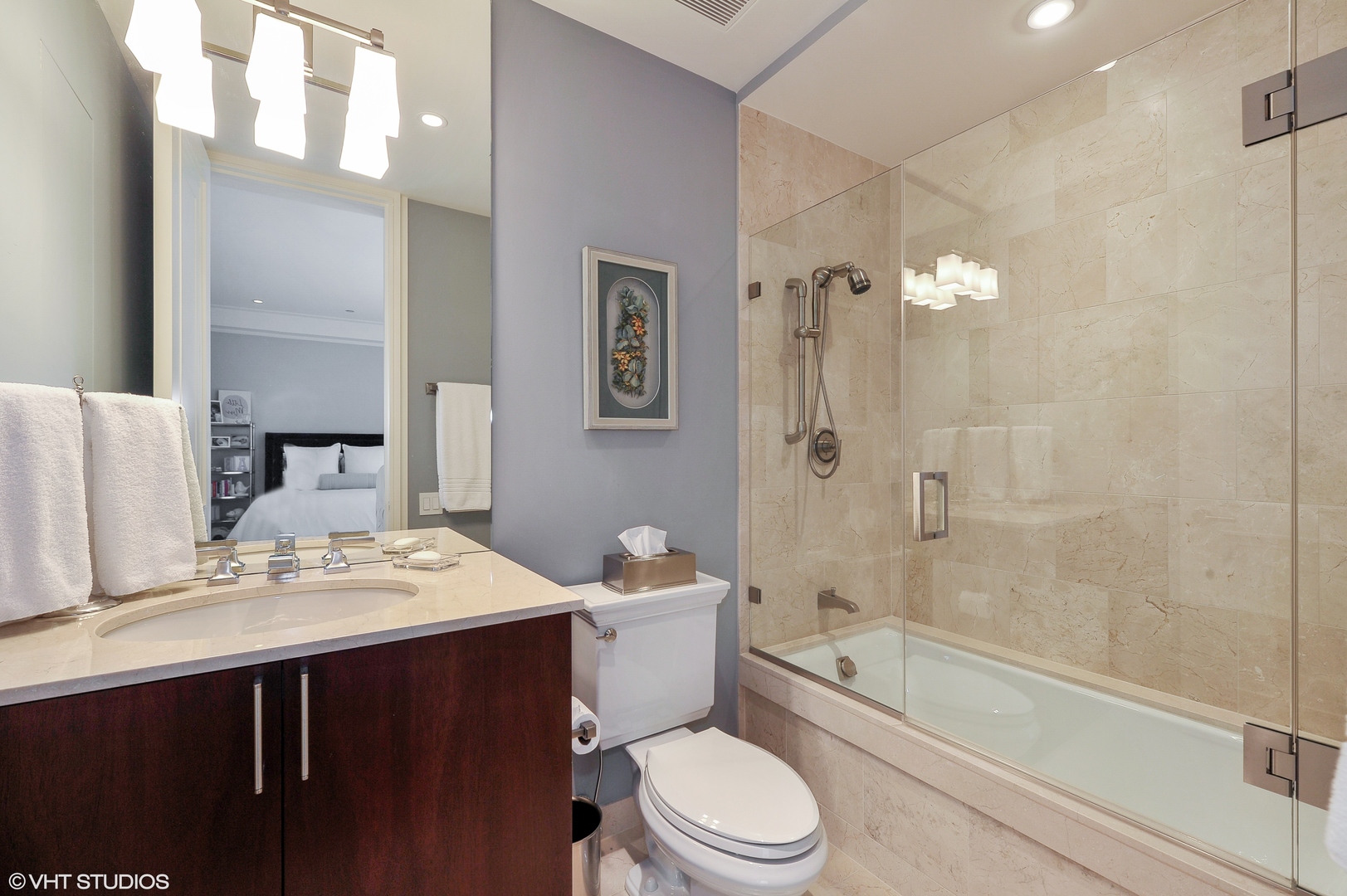 159 E Walton Place Unit: 7G
