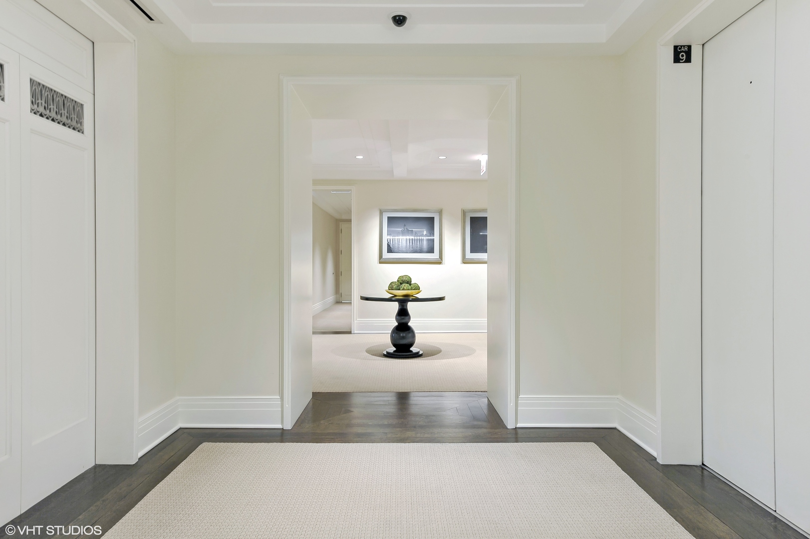 159 E Walton Place Unit: 7G