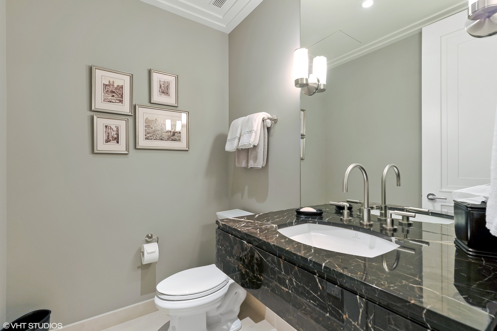 159 E Walton Place Unit: 7G