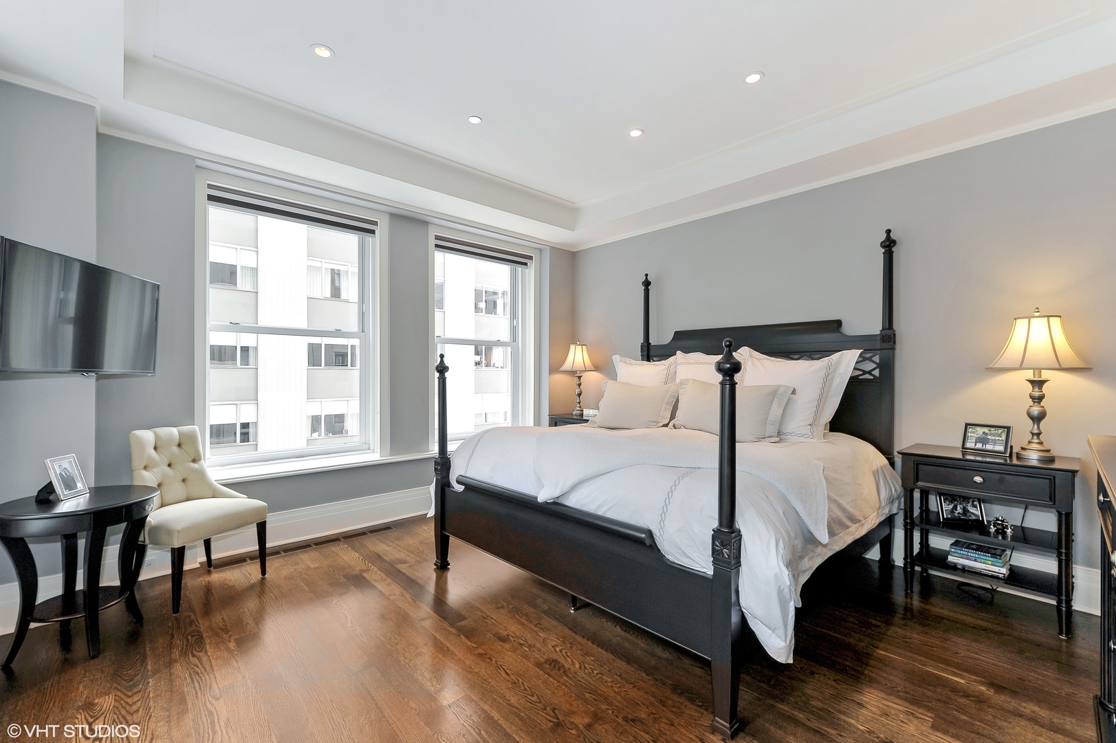 159 E Walton Place Unit: 7G