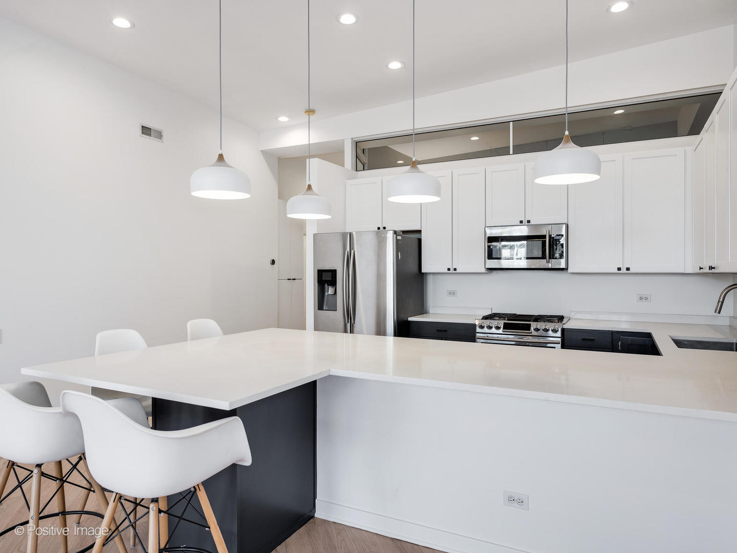 1616 W Montrose Avenue Unit: 3K