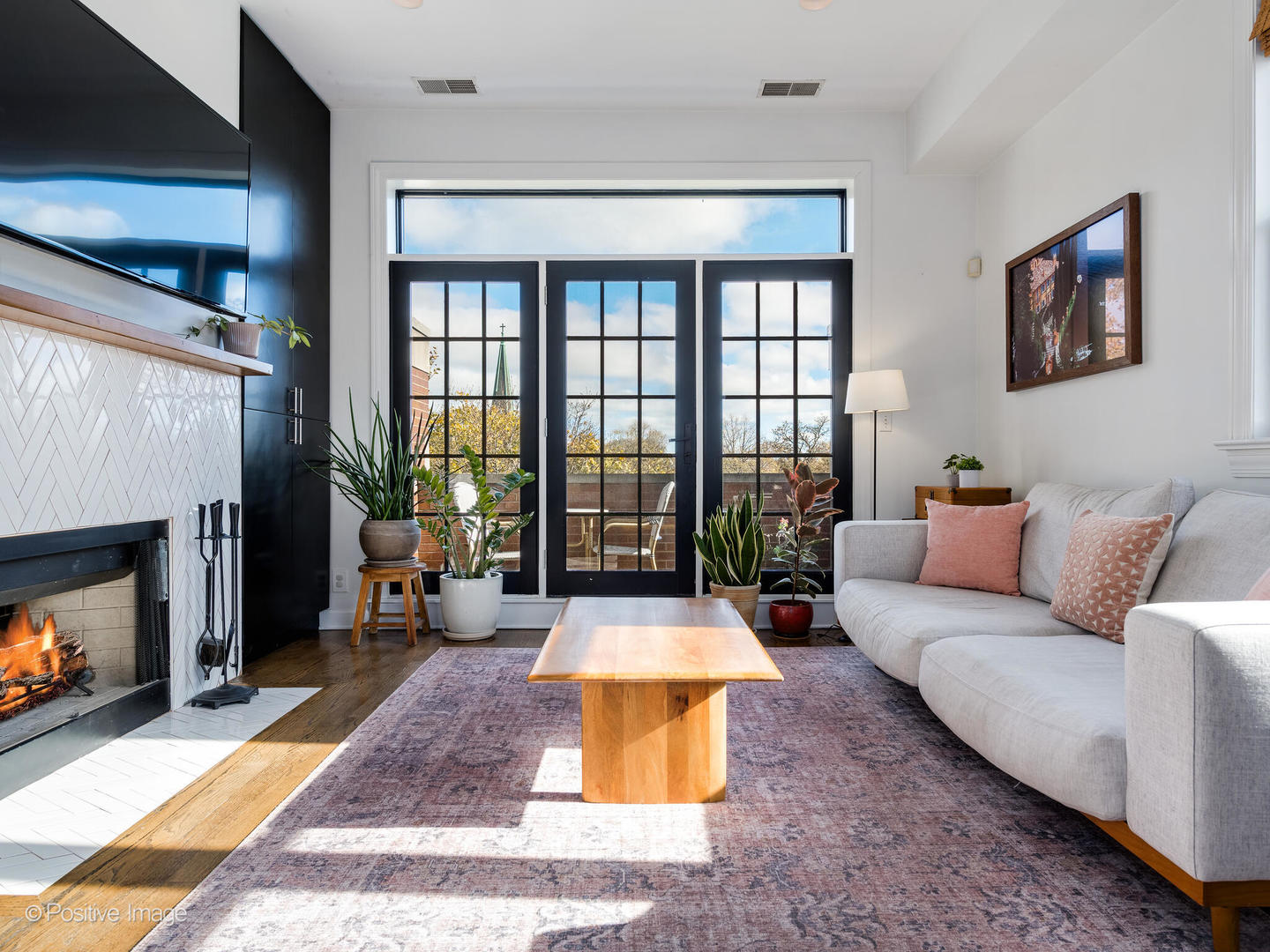 2068 N HUMBOLDT Boulevard Unit: 3