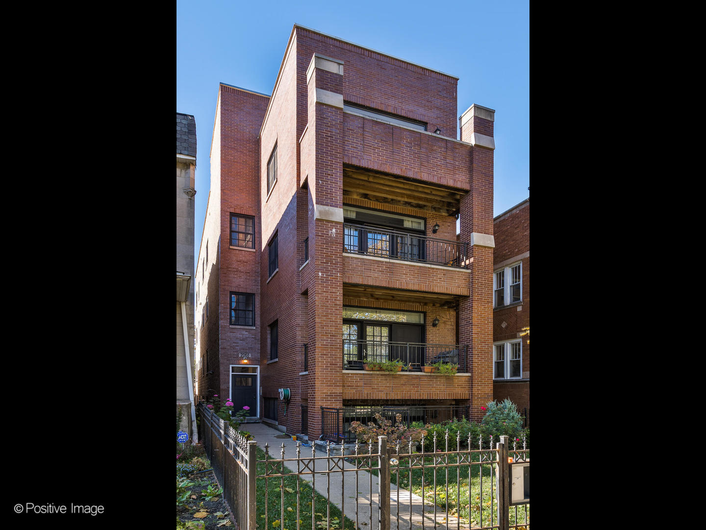 2068 N HUMBOLDT Boulevard Unit: 3