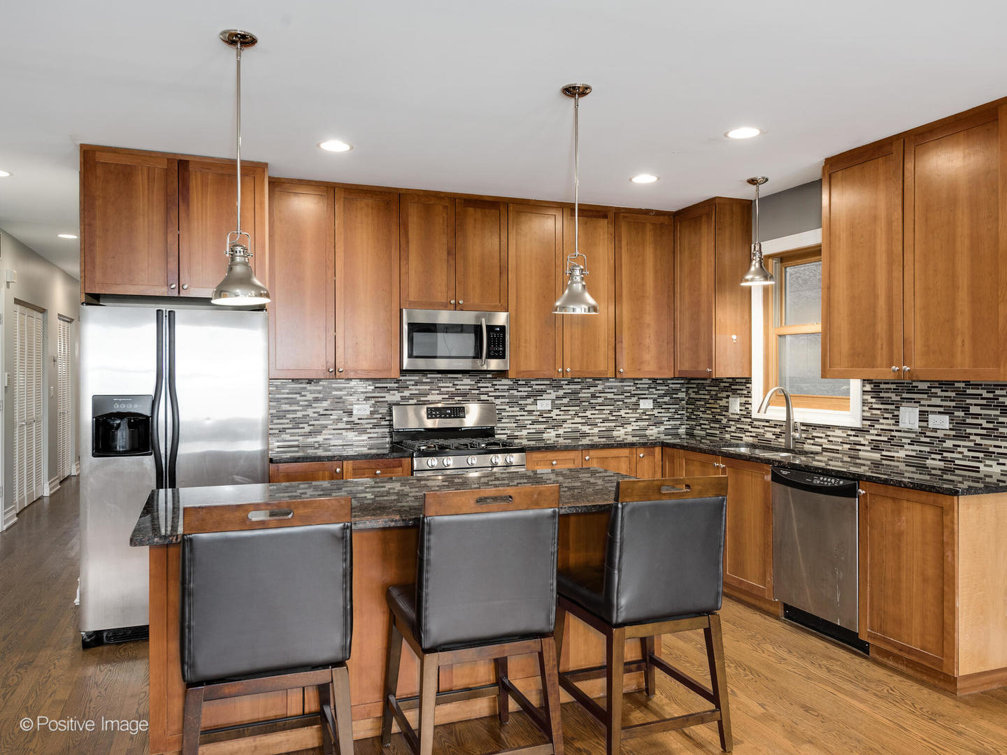 1136 N Mozart Street Unit: 2