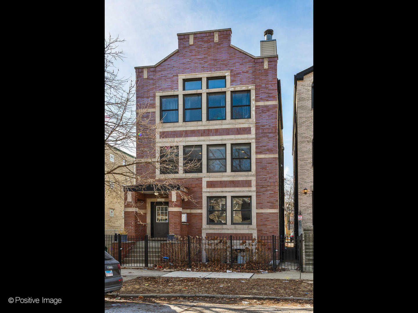 1136 N Mozart Street Unit: 2
