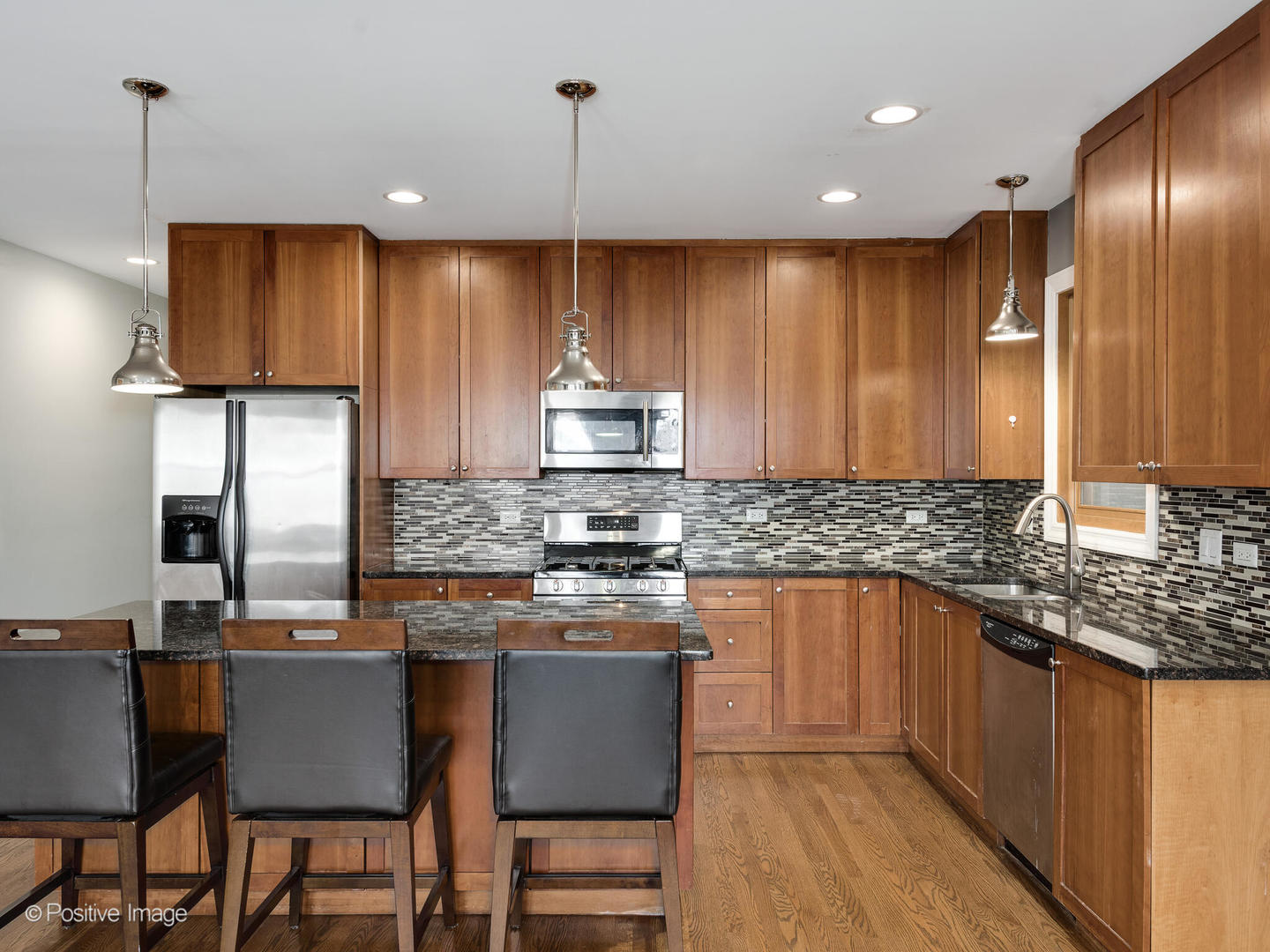 1136 N Mozart Street Unit: 2