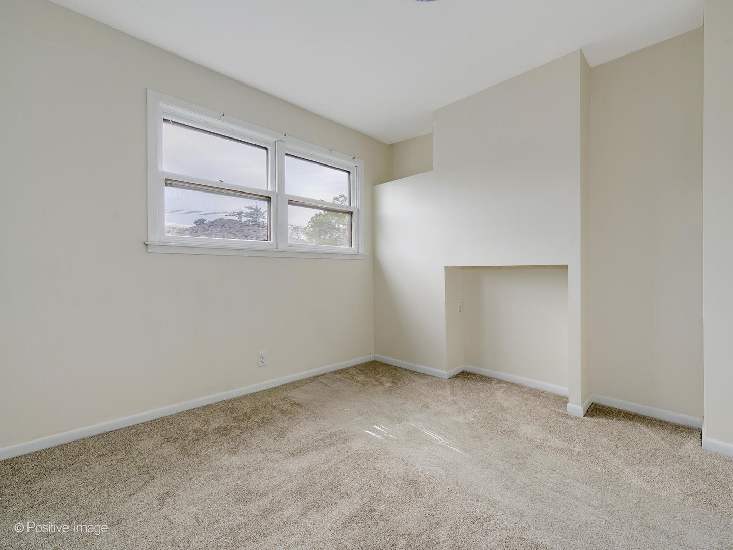 2619 W 106th Place