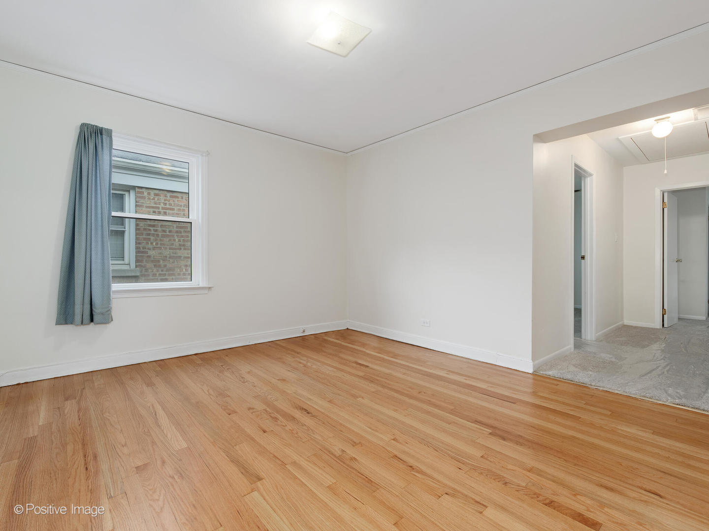 2619 W 106th Place