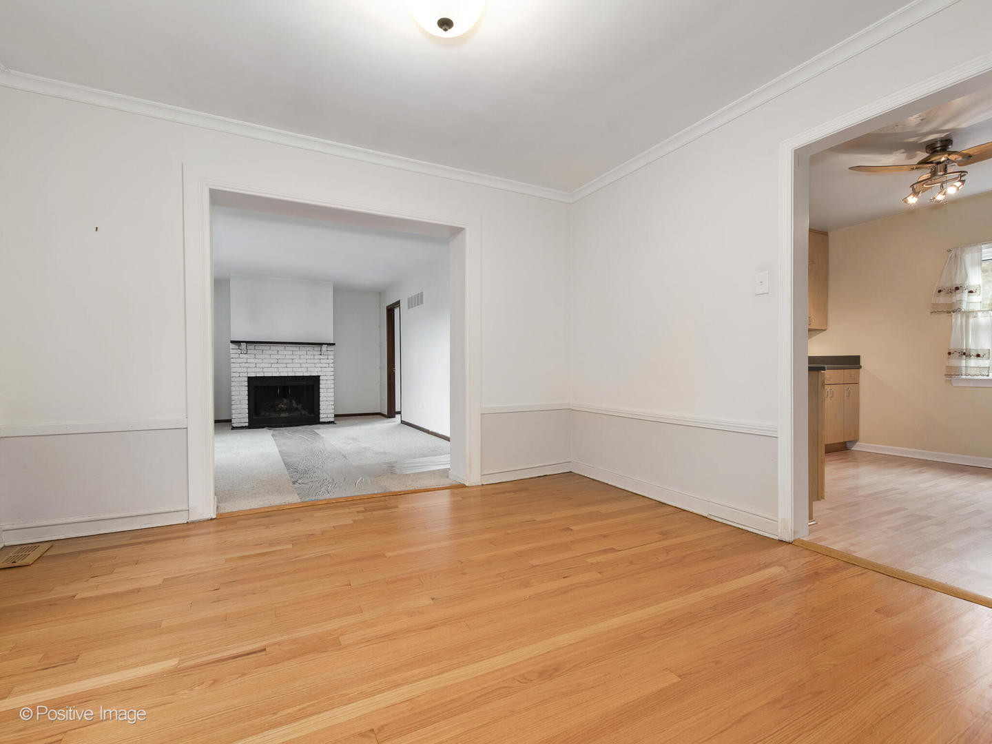 2619 W 106th Place