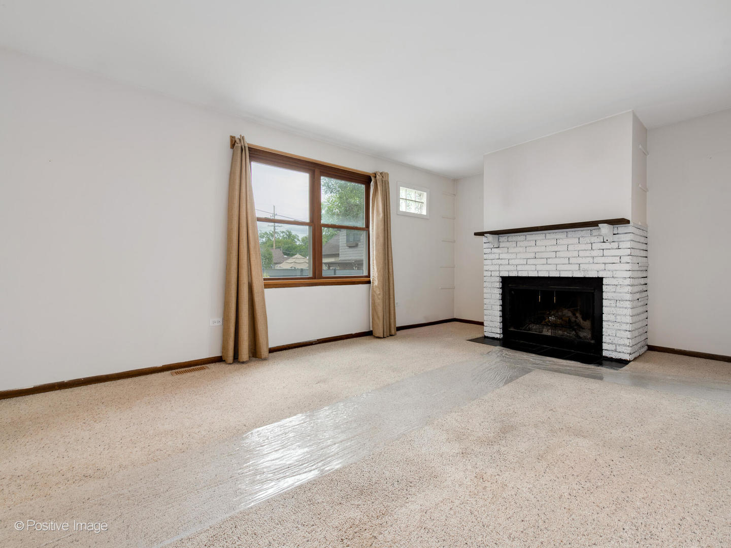 2619 W 106th Place